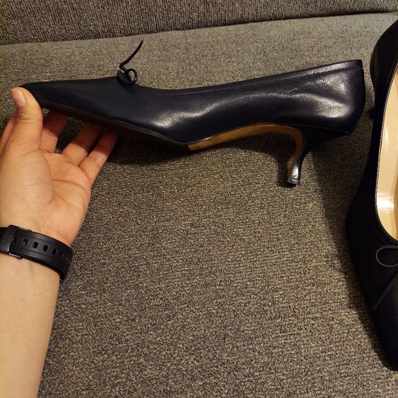 Manolo Blahnik - Picture 10 of 13